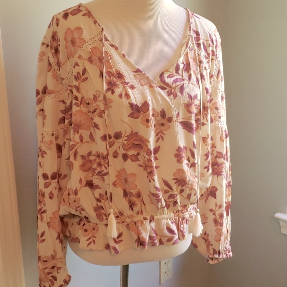 Worn once, American Eagle top,